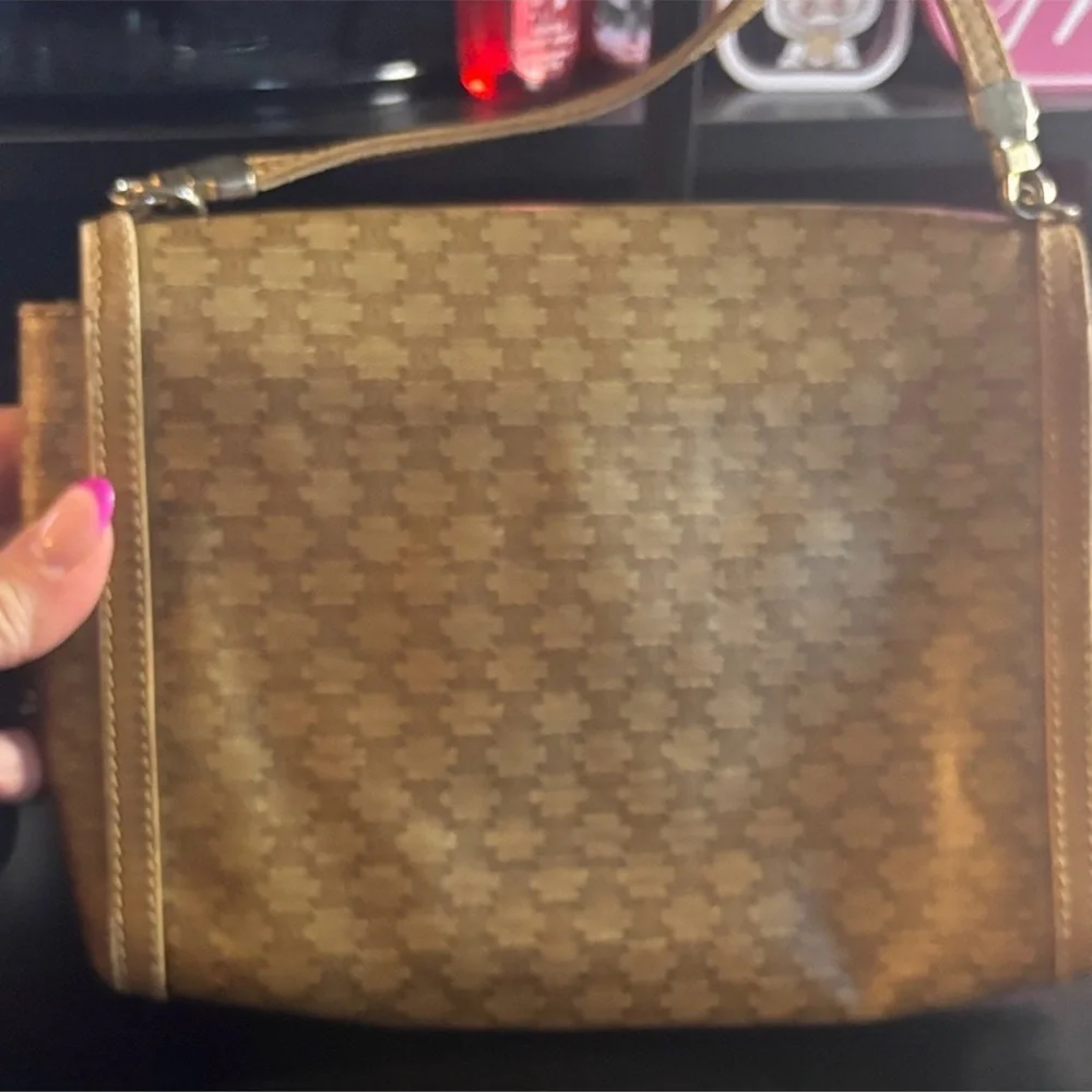 Celine elegant shoulder